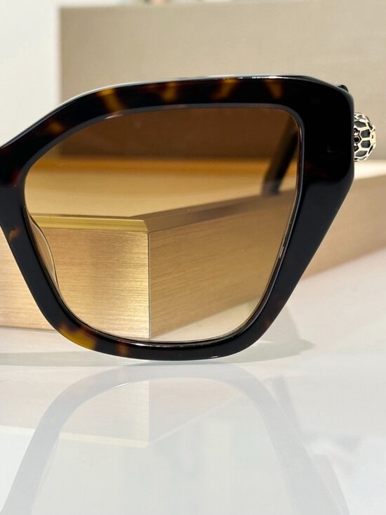Bulgari Tortoiseshell Gradient Cat-Eye Sunglasses - Brown